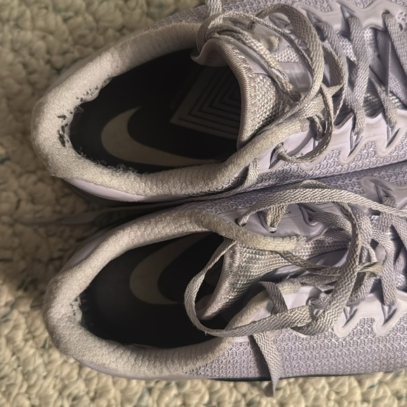 Nike Metcon 5 Athletic Shoes - Picture 4 of 6